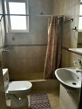 Мини-отель La vita Анапа Классический четырехместный номер-5